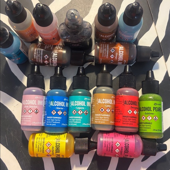Assorted Alcohol Ink Set - Picture 4 of 6